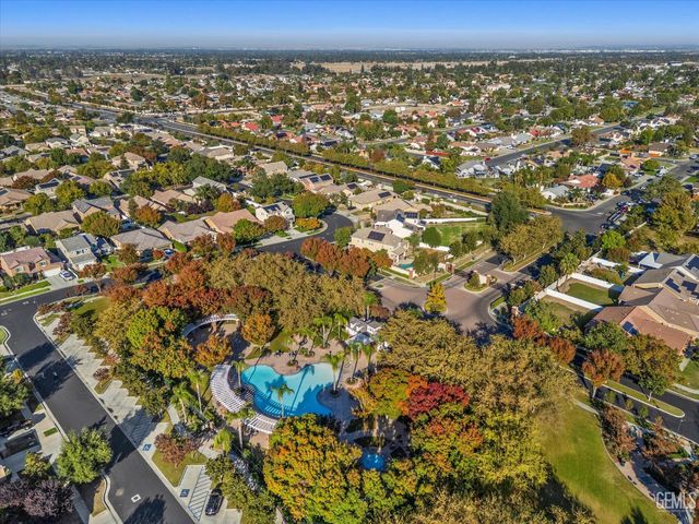 308 White Alder Drive, Bakersfield, CA 93314