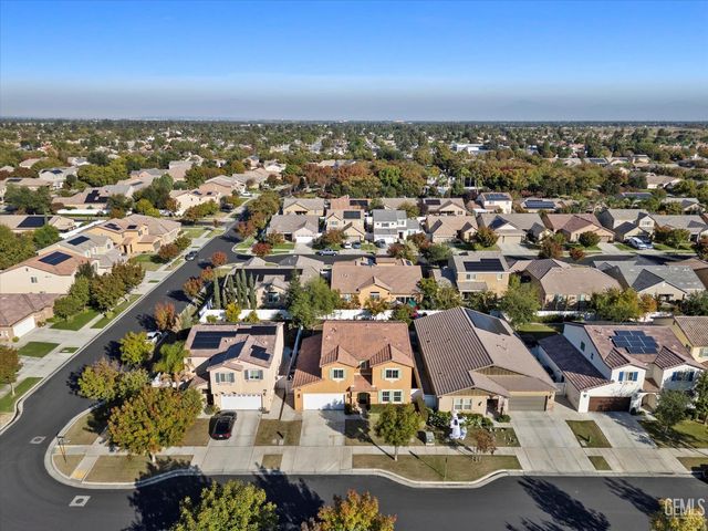 308 White Alder Drive, Bakersfield, CA 93314