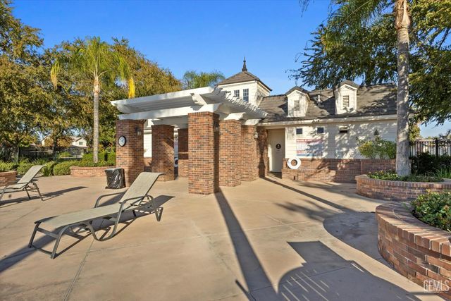 308 White Alder Drive, Bakersfield, CA 93314