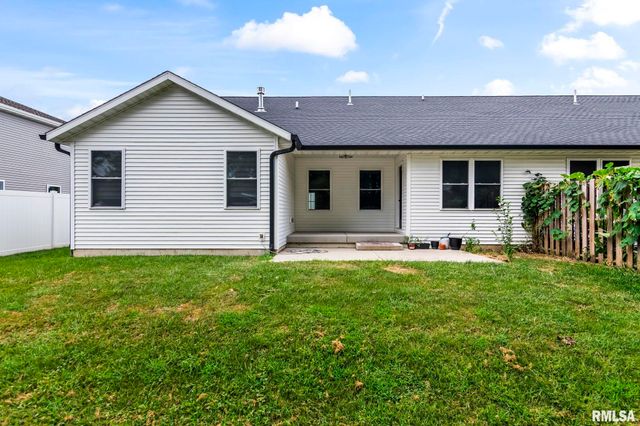 319 Waterwheel Drive, Rochester, IL 62563
