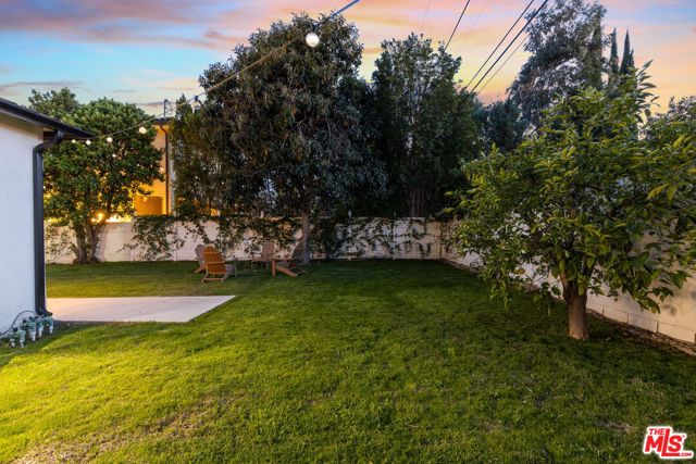 5143 Newcastle Avenue, Encino (los Angeles), CA 91316