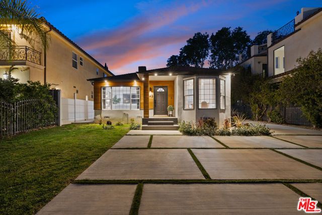 5143 Newcastle Avenue, Encino (los Angeles), CA 91316