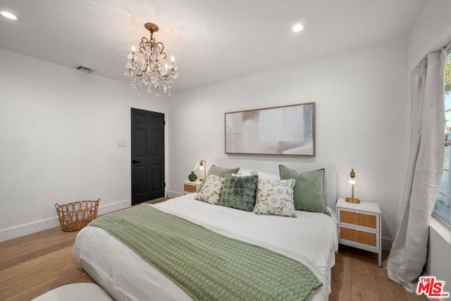5143 Newcastle Avenue, Encino (los Angeles), CA 91316