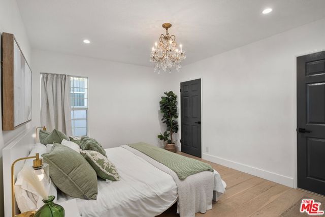 5143 Newcastle Avenue, Encino (los Angeles), CA 91316