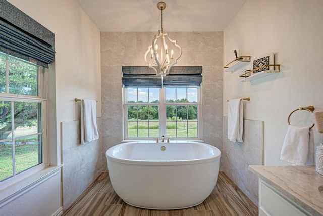480 Mustang Mesa, Liberty Hill, TX 78642