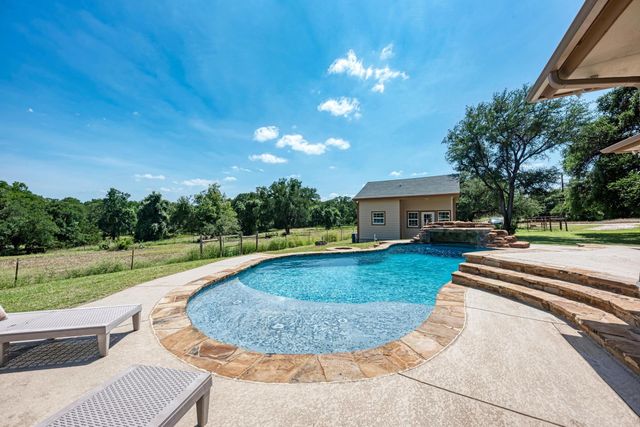 480 Mustang Mesa, Liberty Hill, TX 78642