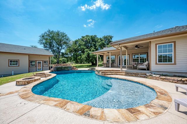 480 Mustang Mesa, Liberty Hill, TX 78642