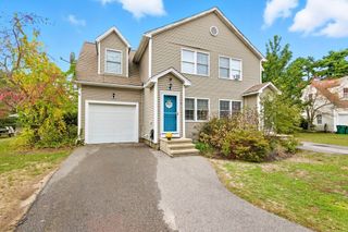 5 Carver Square Blvd 5, Carver, MA 02330