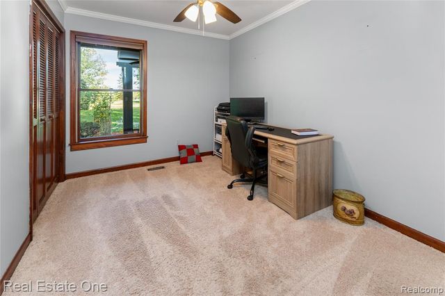 26500 Bell Road, New Boston, MI 48164