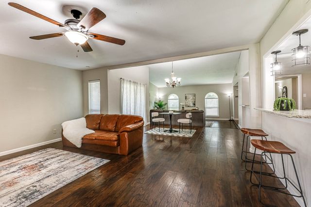 2021 Emory Oak Drive, Carrollton, TX 75007