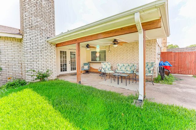 2021 Emory Oak Drive, Carrollton, TX 75007