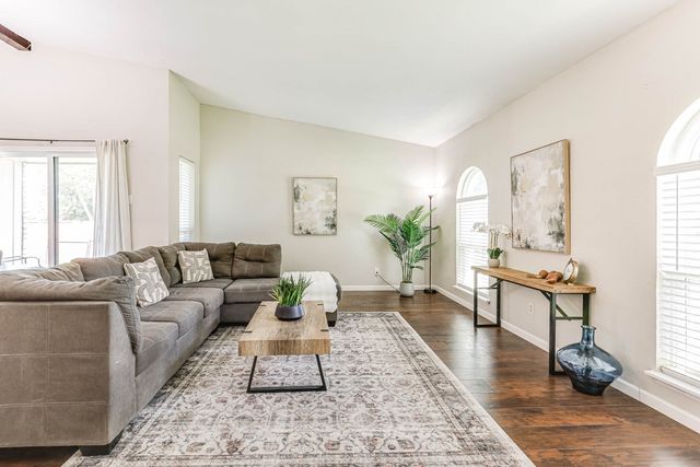 2021 Emory Oak Drive, Carrollton, TX 75007