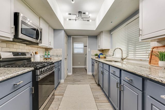 2021 Emory Oak Drive, Carrollton, TX 75007