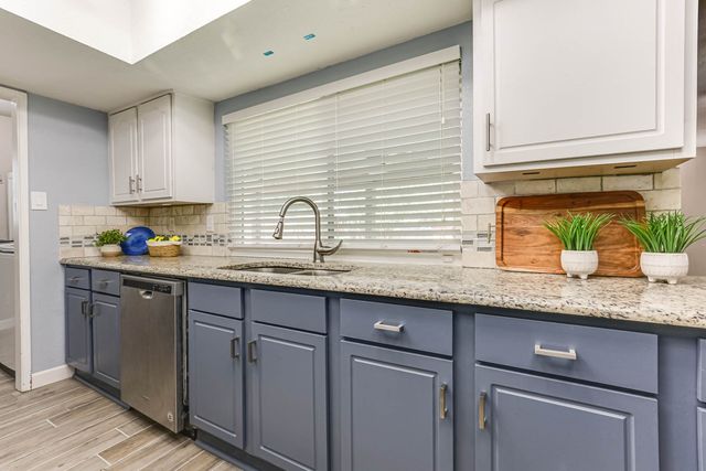 2021 Emory Oak Drive, Carrollton, TX 75007