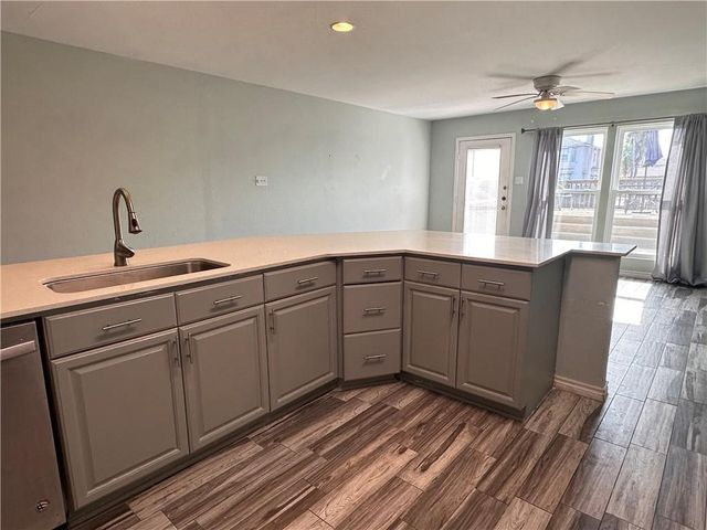 15409 Salt Cay Ct F, Corpus Christi, TX 78418