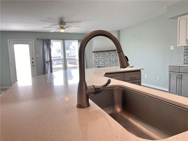 15409 Salt Cay Ct F, Corpus Christi, TX 78418
