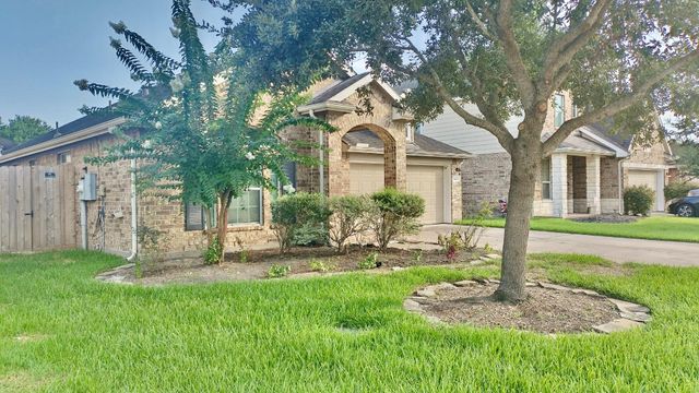 1205 Quarterhorse Drive, Alvin, TX 77511