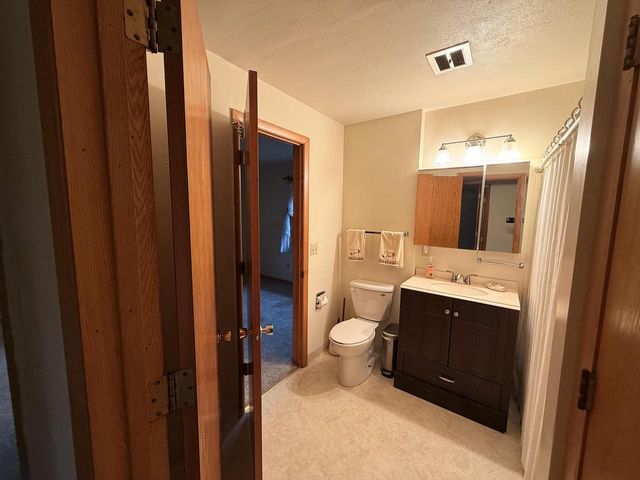 3926 N Harmony Townhall Road, Janesville, WI 53546