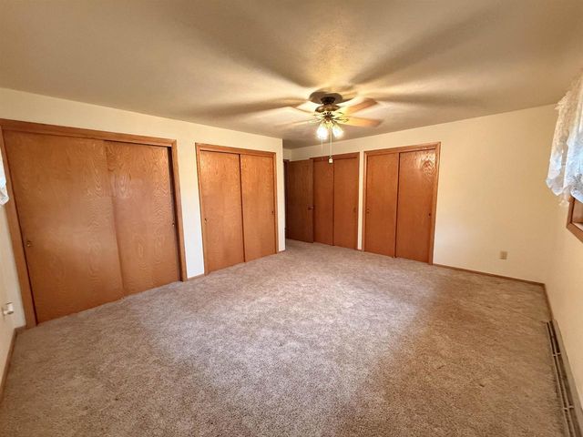 3926 N Harmony Townhall Road, Janesville, WI 53546