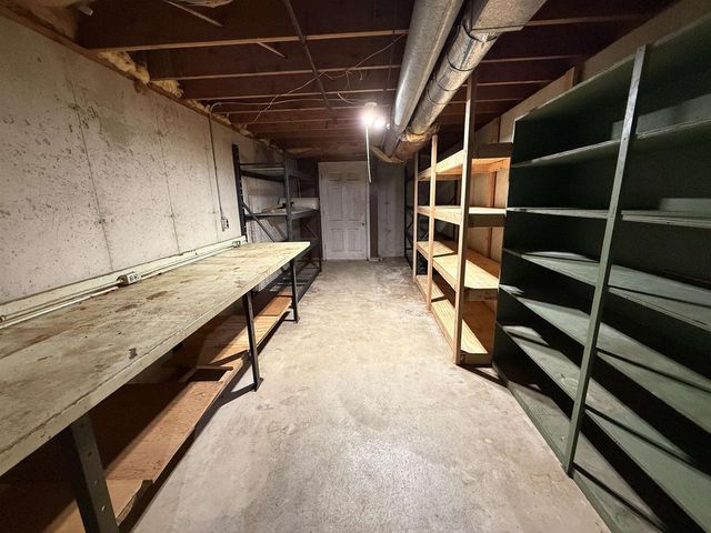 3926 N Harmony Townhall Road, Janesville, WI 53546