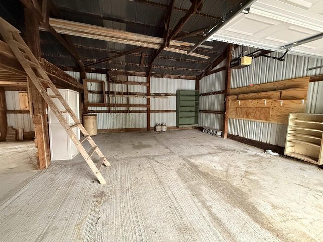 3926 N Harmony Townhall Road, Janesville, WI 53546