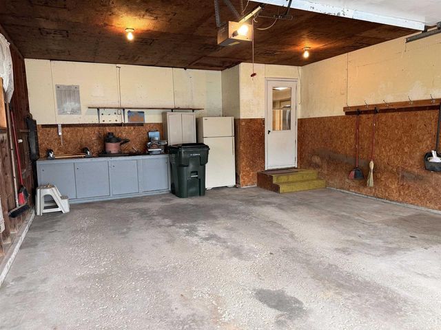 3926 N Harmony Townhall Road, Janesville, WI 53546