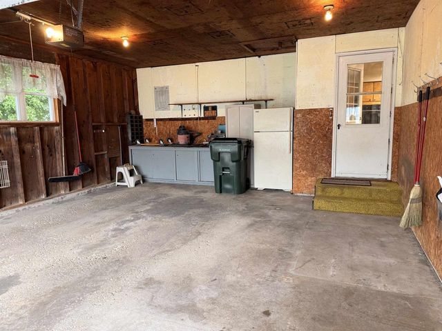 3926 N Harmony Townhall Road, Janesville, WI 53546