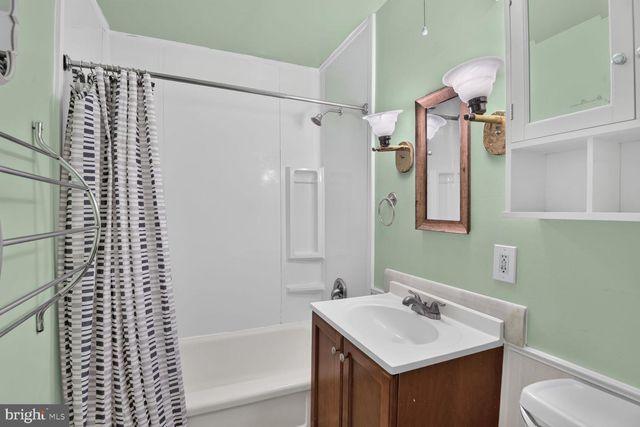 303 HOLLY RD, Edgewater, MD 21037