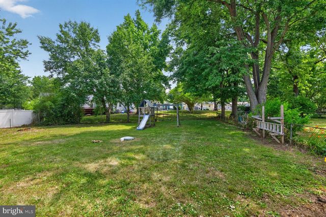 303 HOLLY RD, Edgewater, MD 21037