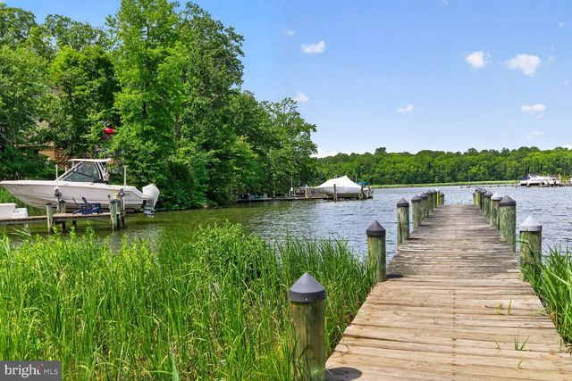 303 HOLLY RD, Edgewater, MD 21037