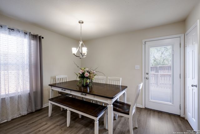 5422 Blossom, San Antonio, TX 78252