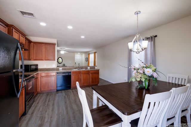 5422 Blossom, San Antonio, TX 78252