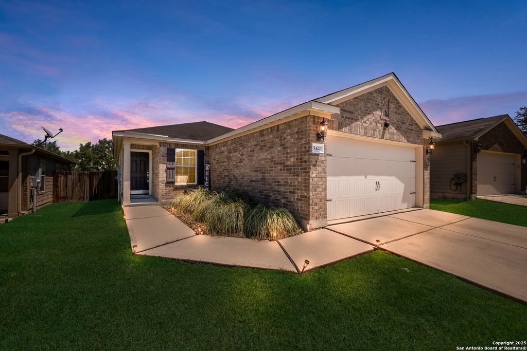 5422 Blossom, San Antonio, TX 78252