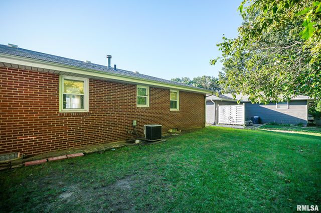 2316 N ARDELL Place, Peoria, IL 61604