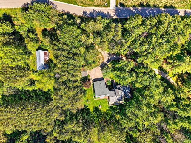 Unit 3 Sunset Drive Pines, Verona, WI 53593