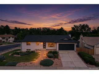 2012 S Yank Way, Lakewood, CO 80228