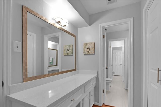 8868 Kempwood Drive, Houston, TX 77080