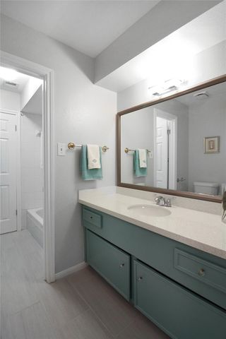 8868 Kempwood Drive, Houston, TX 77080