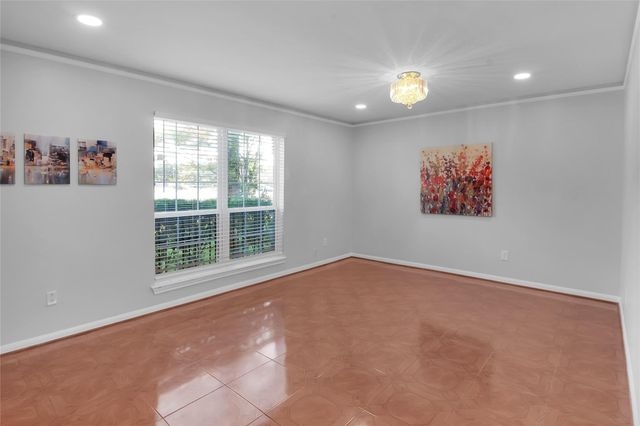 8868 Kempwood Drive, Houston, TX 77080