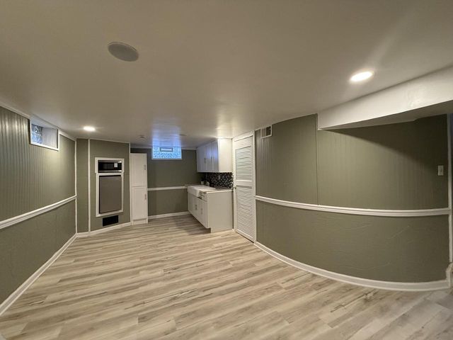 7414 W Congress STREET, Milwaukee, WI 53218