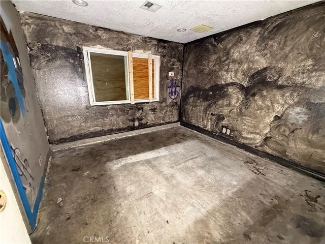 43424 20th Street W, Lancaster, CA 93534