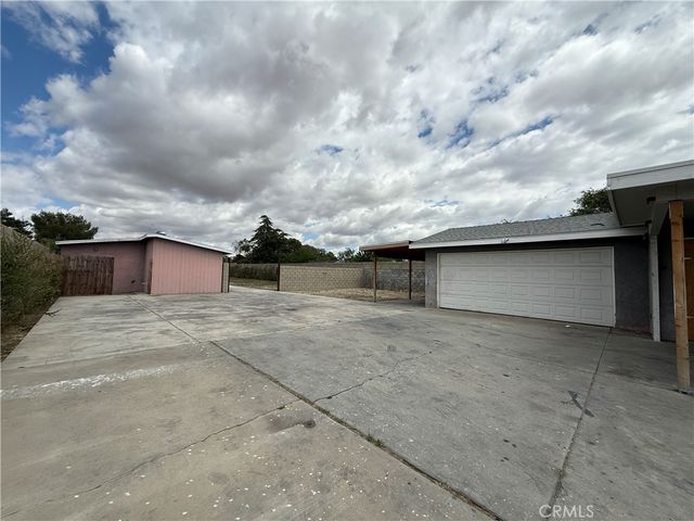 43424 20th Street W, Lancaster, CA 93534