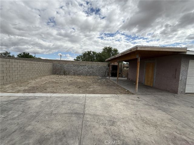43424 20th Street W, Lancaster, CA 93534