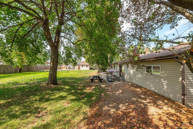 10612 E 10TH Ave, Spokane Valley, WA 99206