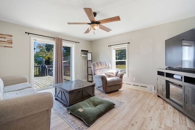 27 Cady St, Ludlow, MA 01056