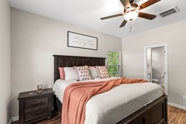 916 W Elm Street, Denison, TX 75020