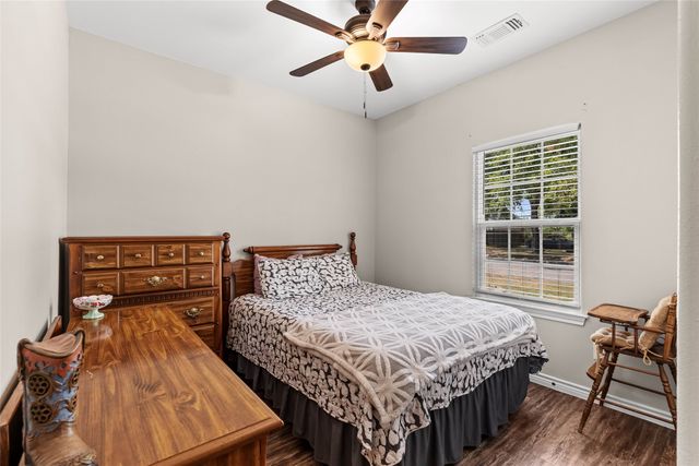 916 W Elm Street, Denison, TX 75020