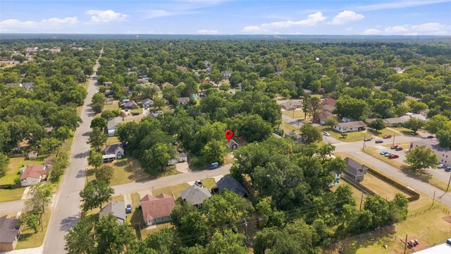 916 W Elm Street, Denison, TX 75020