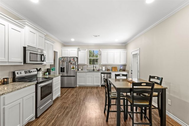 916 W Elm Street, Denison, TX 75020