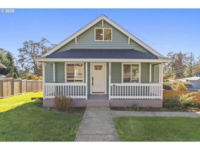 17909 OATFIELD Rd, Gladstone, OR 97027